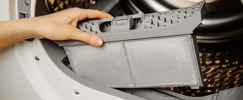 Signs Of A Clogged Dryer Lint Trap in Goleta, California